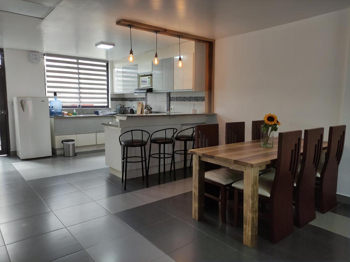 Elegante apartamento con vistas al volcán Tunguraua Baños Exterior foto