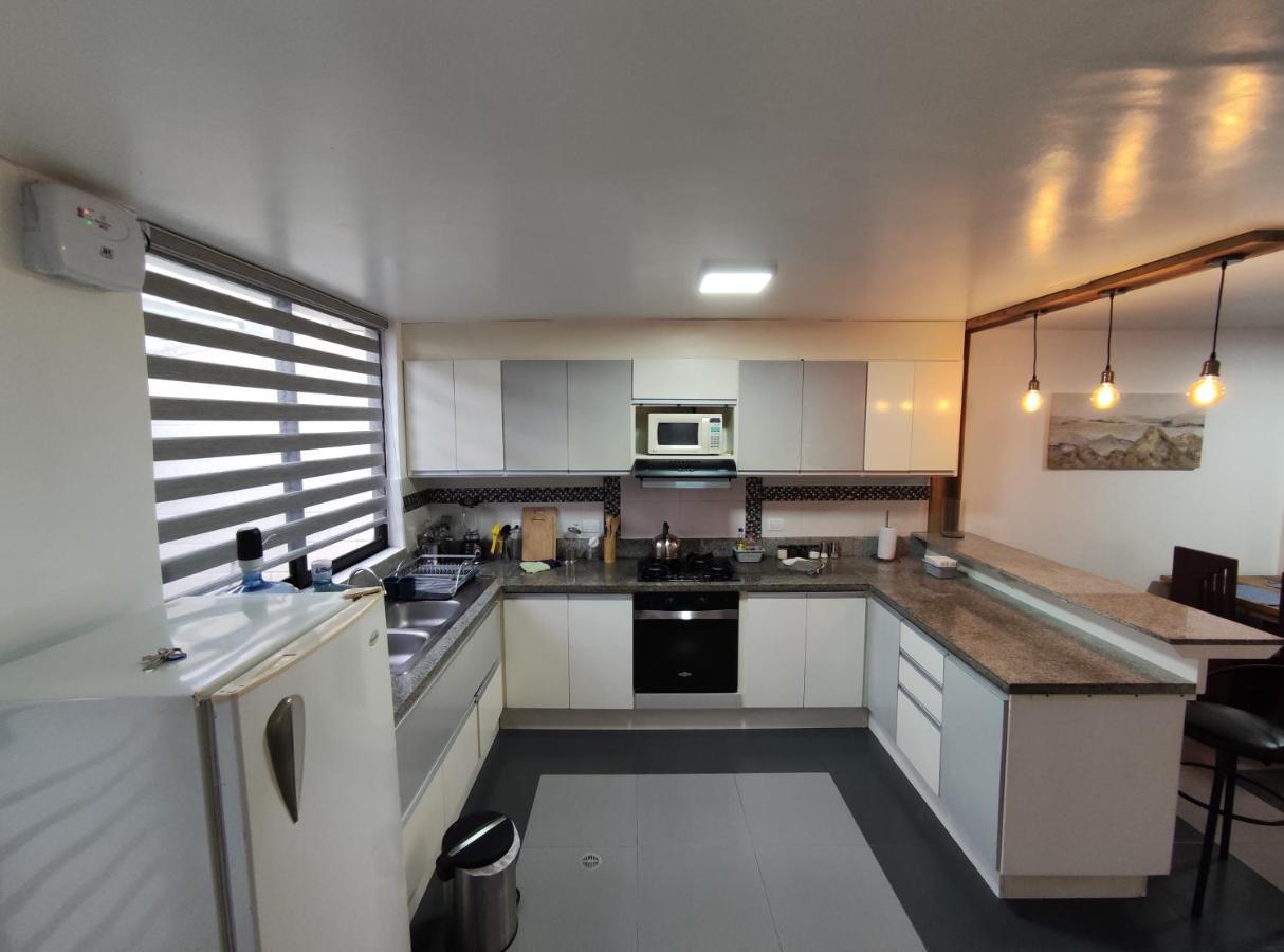 Elegante apartamento con vistas al volcán Tunguraua Baños Exterior foto